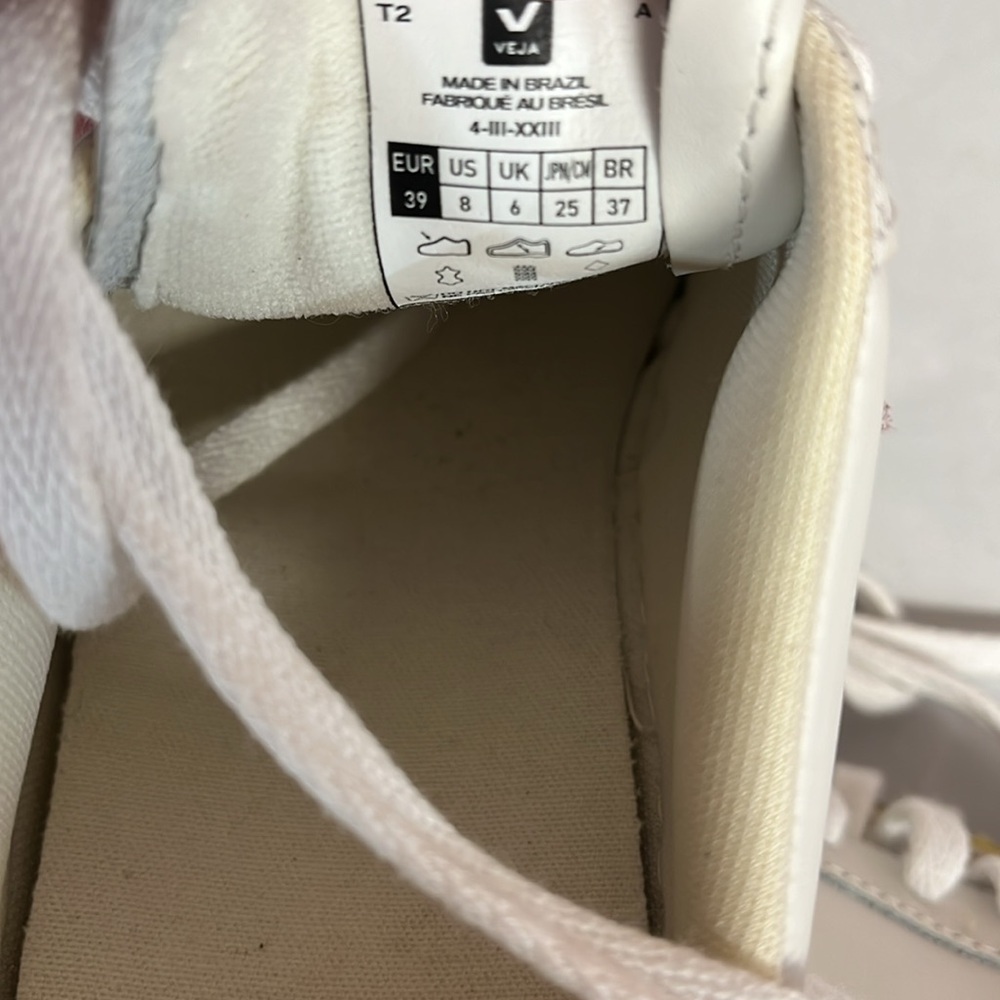 Veja V-12 Size 8 New White and Purple Sneakers Classic Design free People - Picture 7 of 10